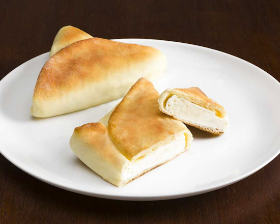 Esfiha de Queijo Fechada (Grande)